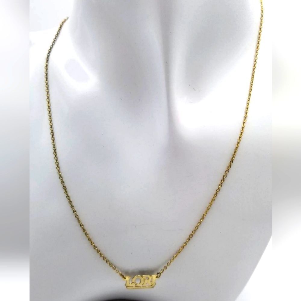 Customized name jewelry Lori gold‎ plated necklace initial